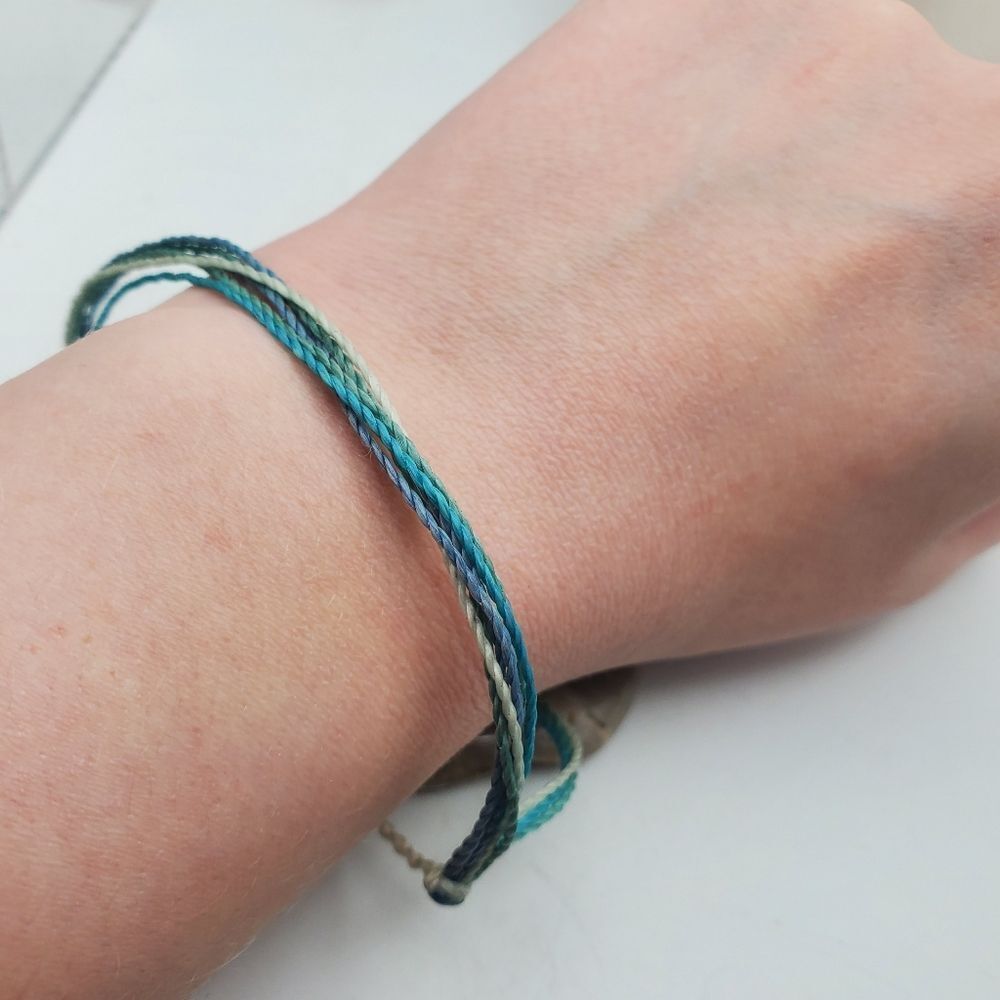 Pura vida‎ Beachy blue twine simplistic bracelet - Picture 3 of 3